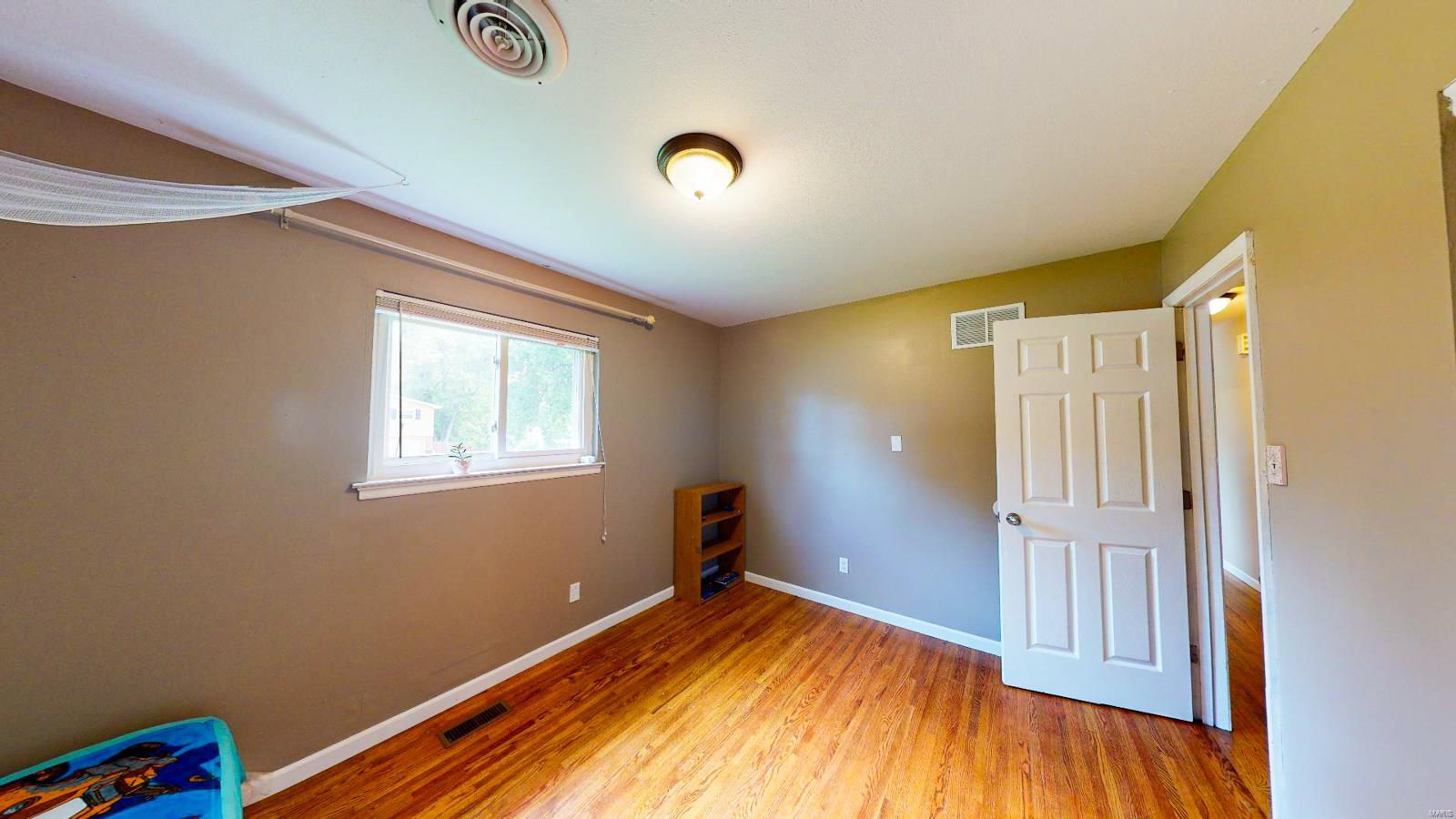 Lexington Square #3 - Residential