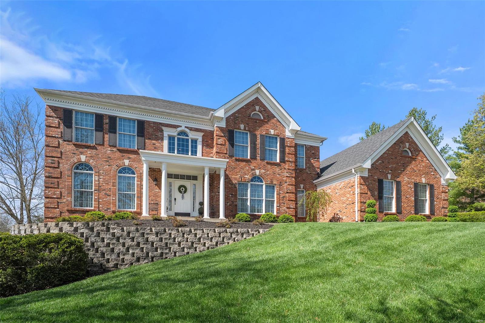 1043 Greystone Manor Parkway