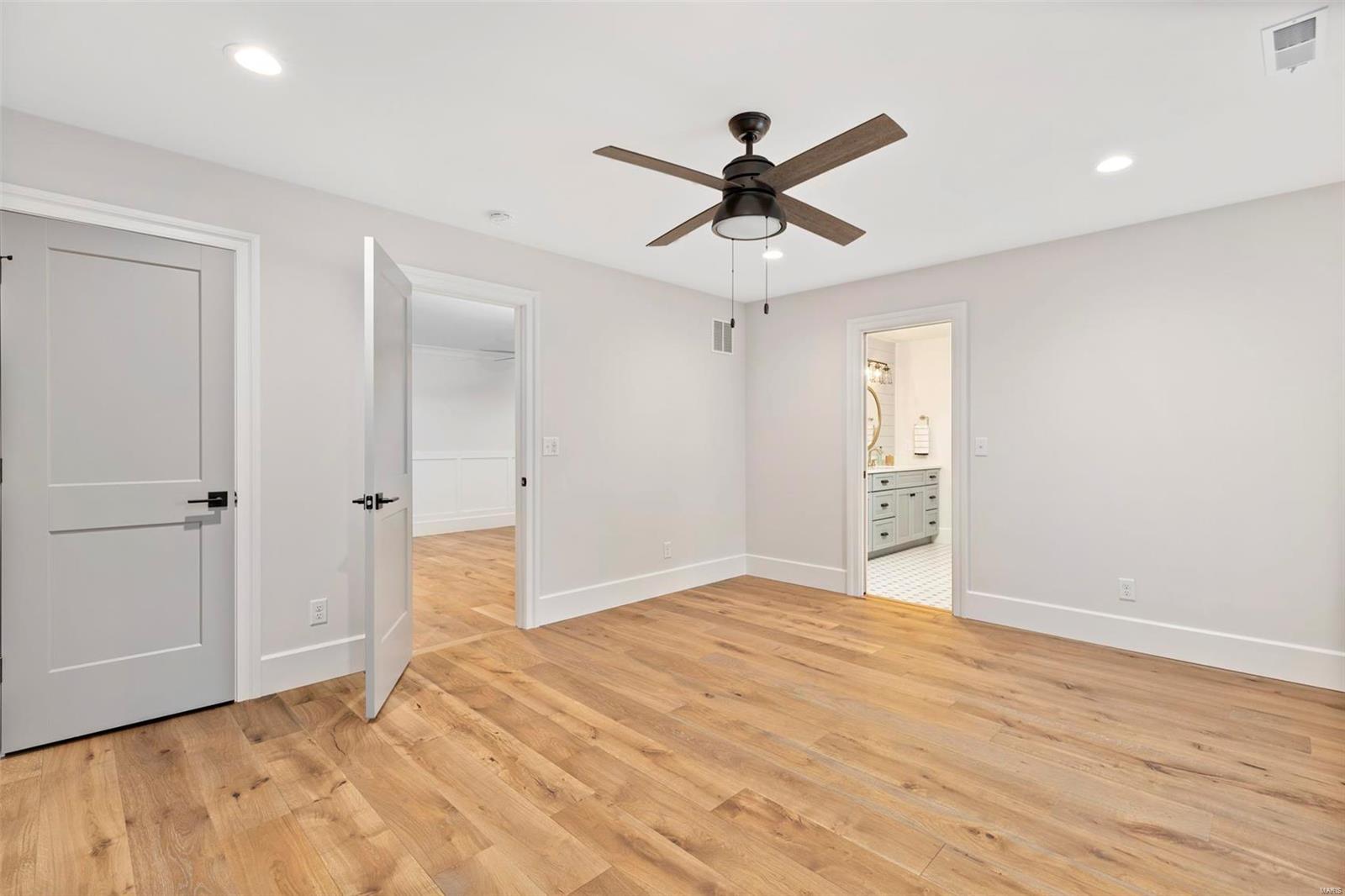 Bernard - Residential