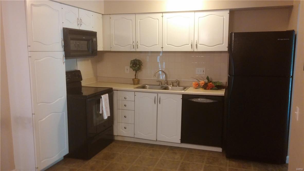 Country Place - Residential