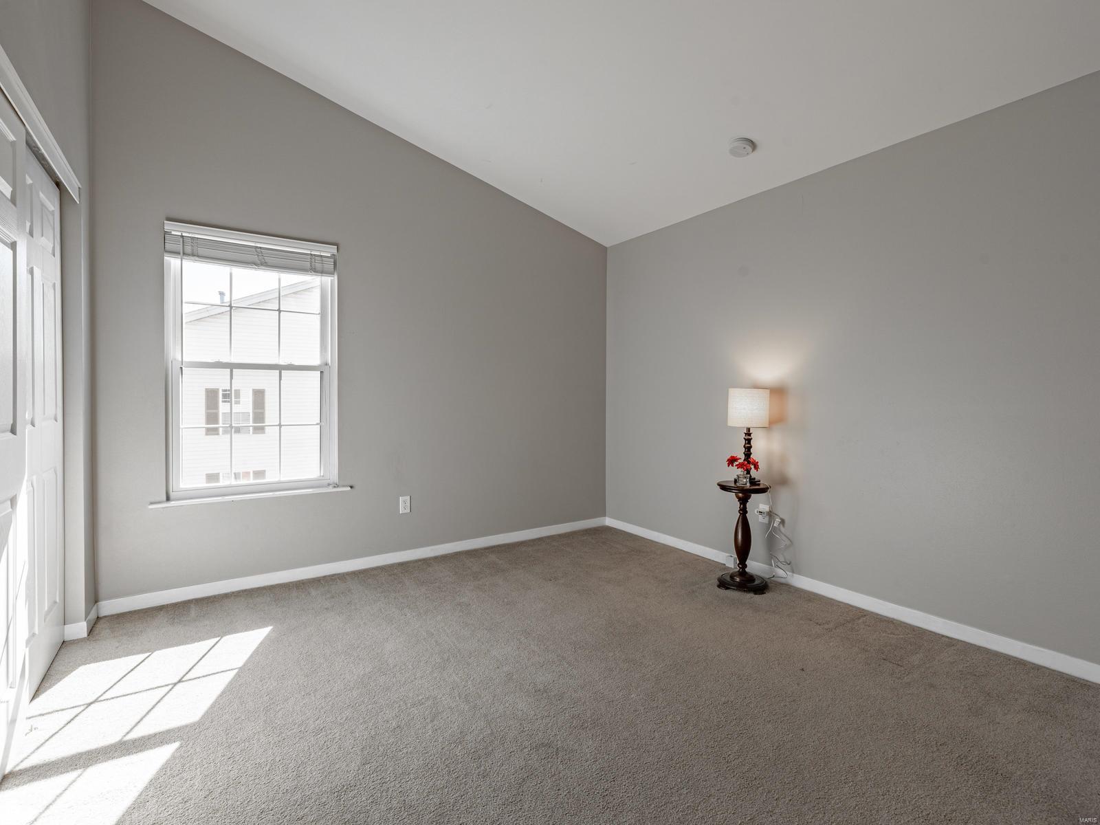 Treetop Condo Ph II - Residential