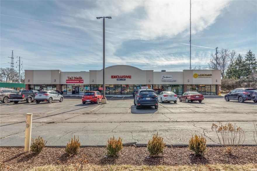 Fully-occupied shopping center now available for sale!

Route 66 Plaza is an established 14,876 square foot shopping center comprised of 5 tenants. The center was built in 1985 and occupies 1.57 acres. Route 66 Plaza includes a renovated storefront façade and pylon sign along Watson Road.

This stabilized retail asset represents an ideal 1031 exchange opportunity given the low maintenance construction of the building, NNN lease structures in place, and attractive CAP rate. The existing tenants have an average of 4 years remaining of the lease term. Below-market rents present a value-add opportunity for future ownership. Location: High Traffic, Retail Center