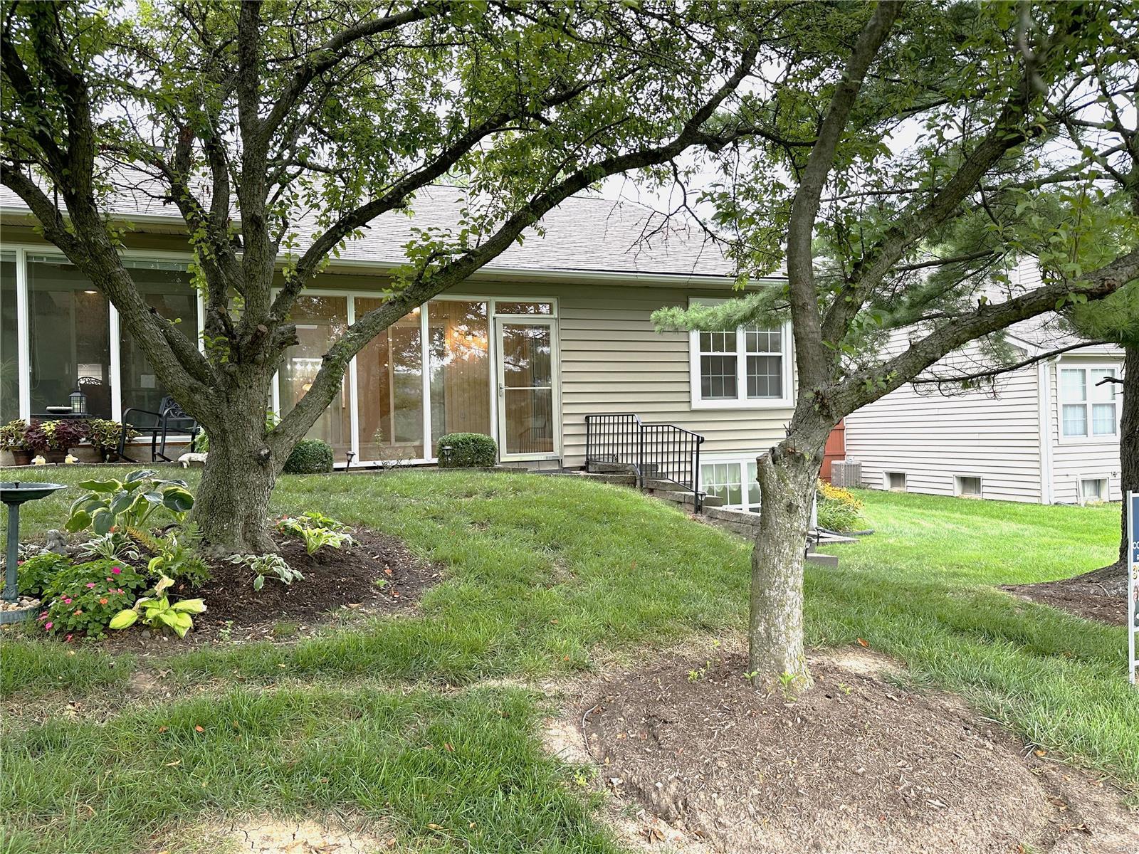Country Club Greens - Residential