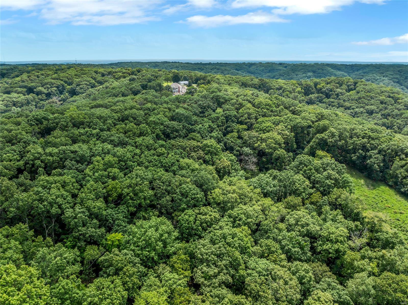 Harry Bench - Residential