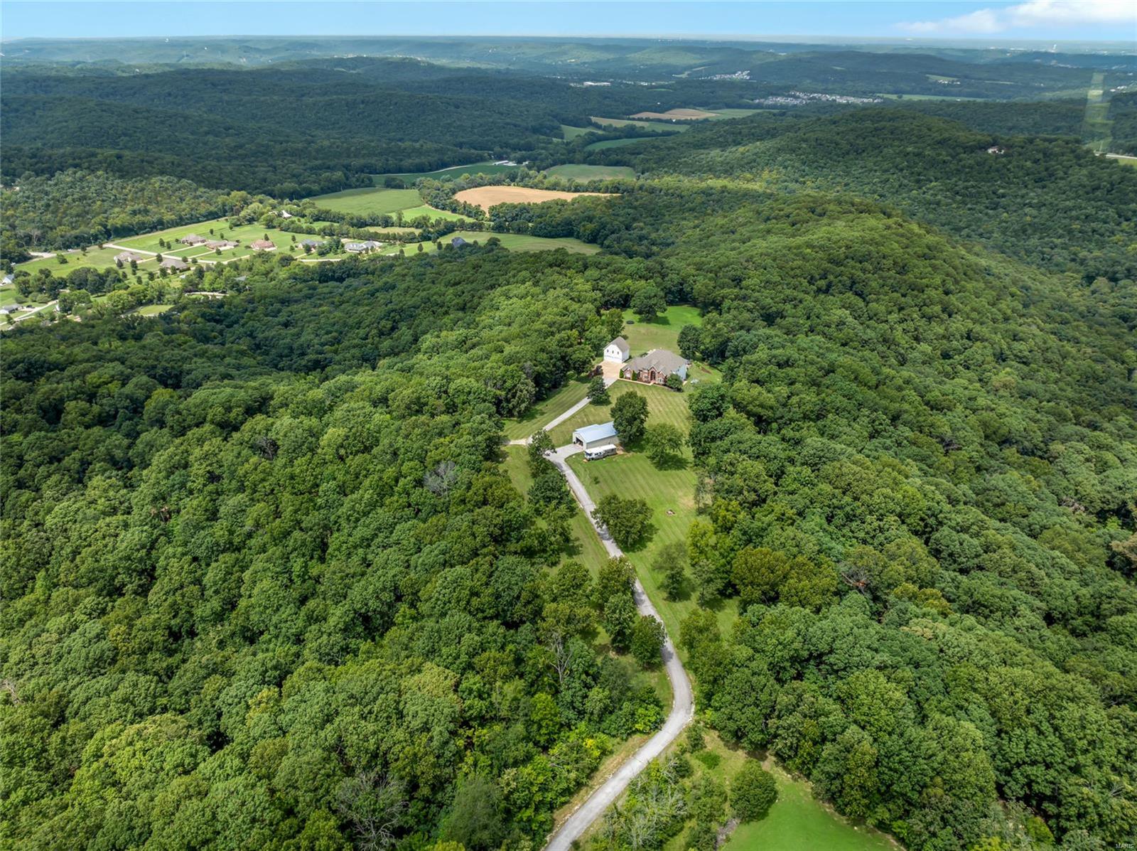Harry Bench - Residential