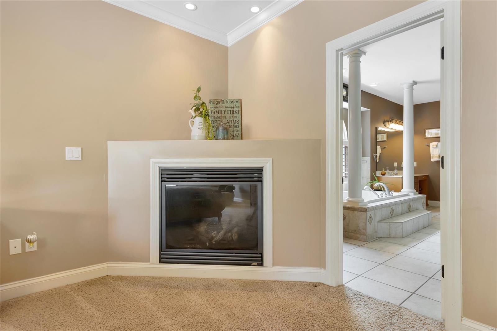 Harry Bench - Residential