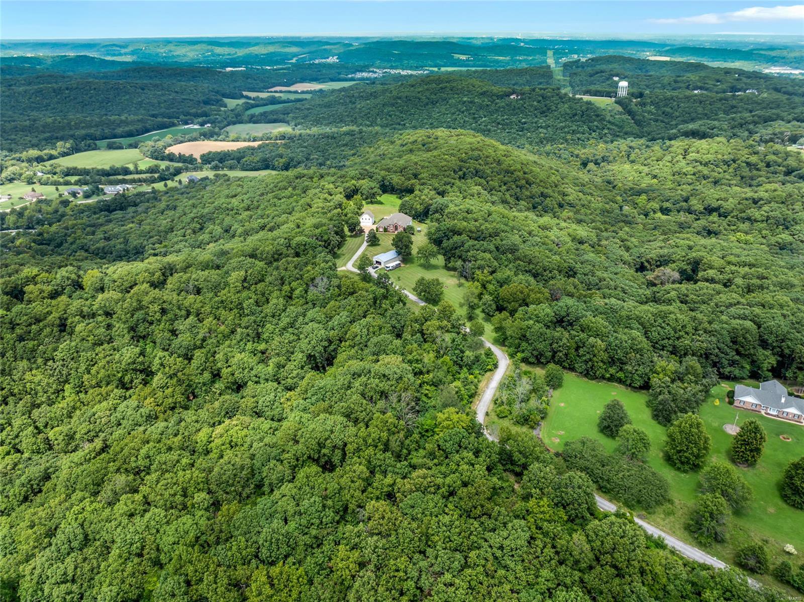 Harry Bench - Residential