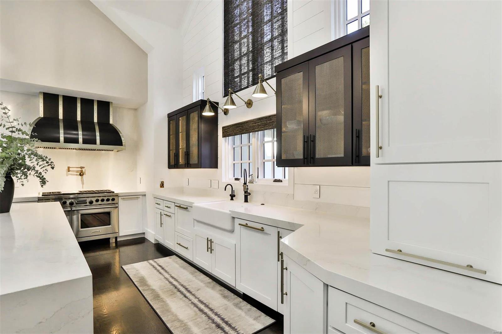 Ladue Lane - Residential