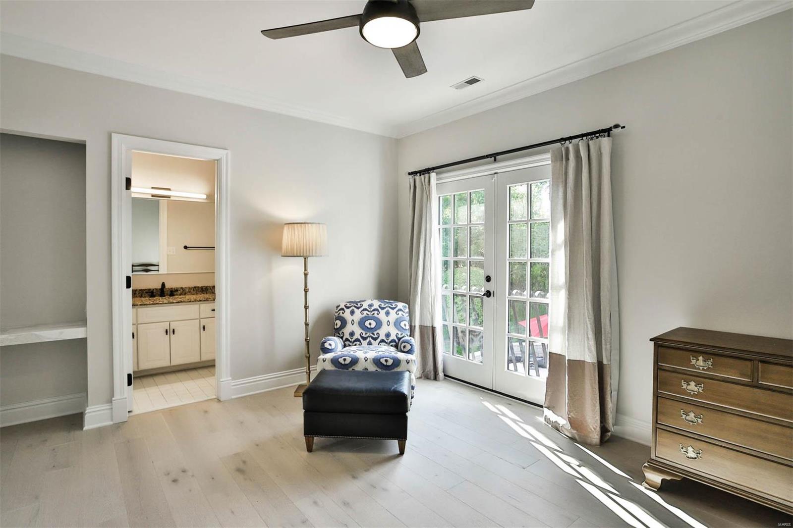 Ladue Lane - Residential