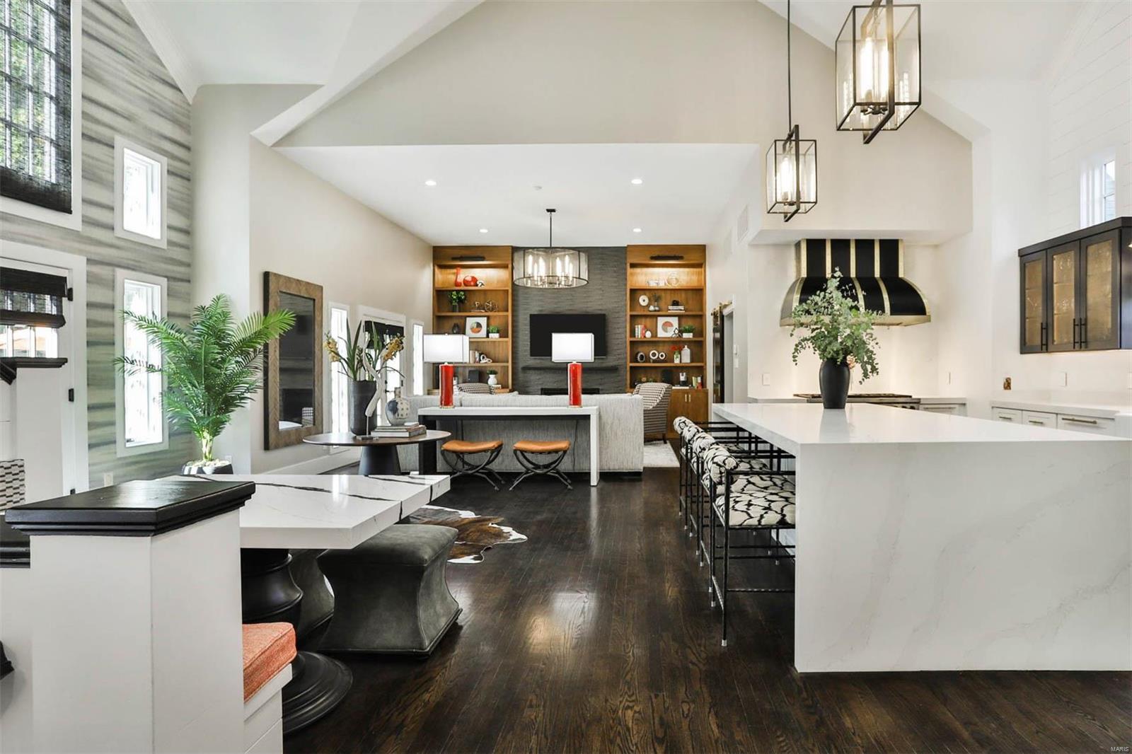 Ladue Lane - Residential