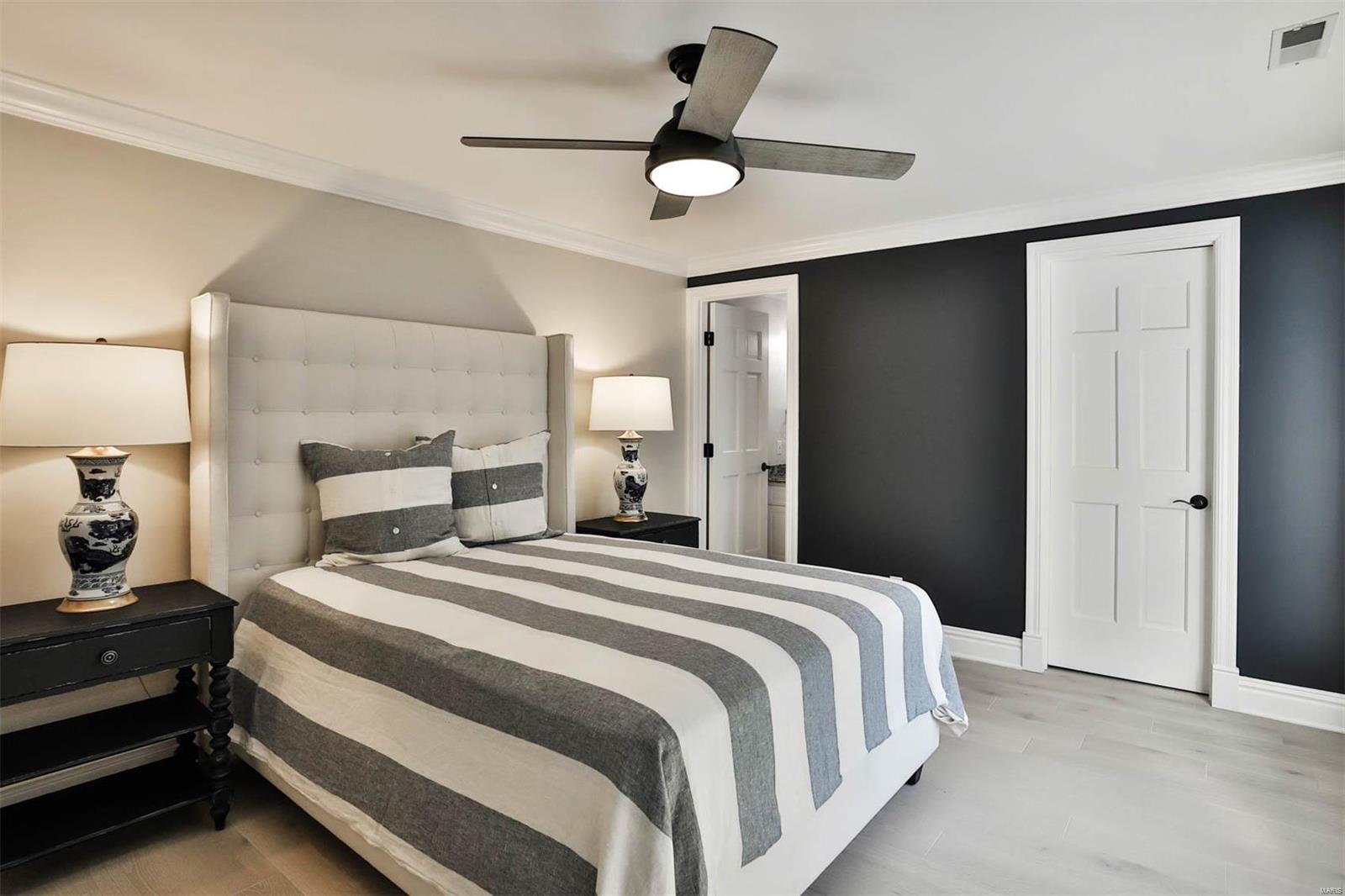 Ladue Lane - Residential