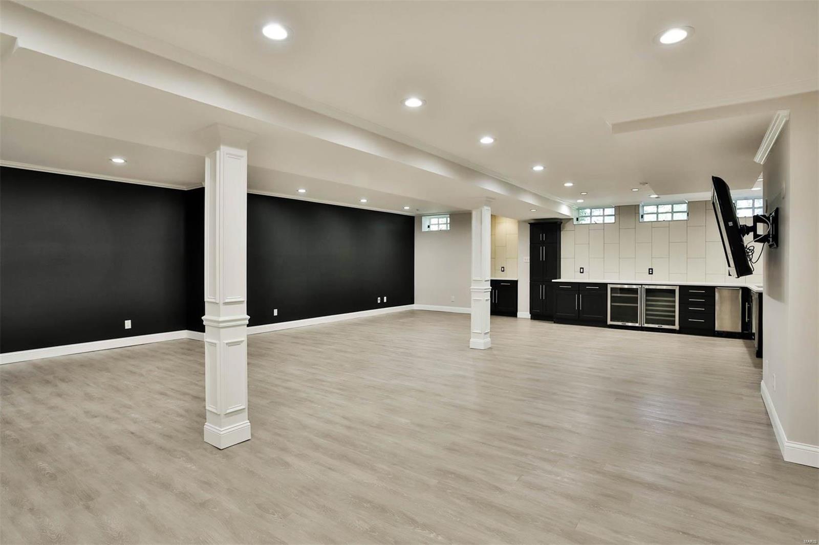 Ladue Lane - Residential