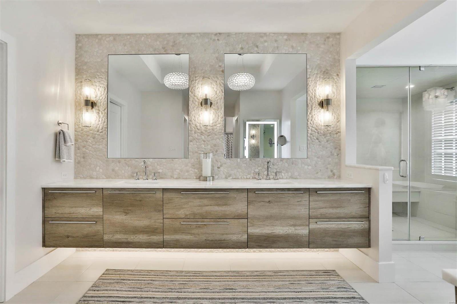 Ladue Lane - Residential