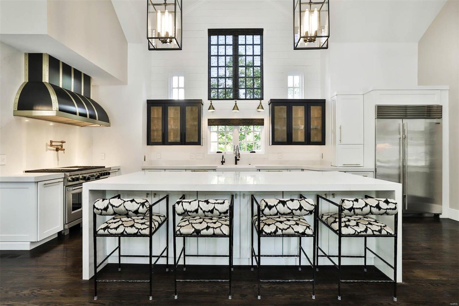 Ladue Lane - Residential