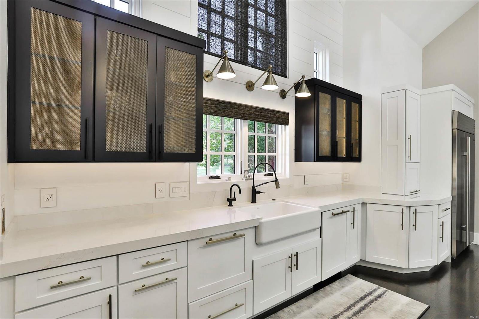 Ladue Lane - Residential