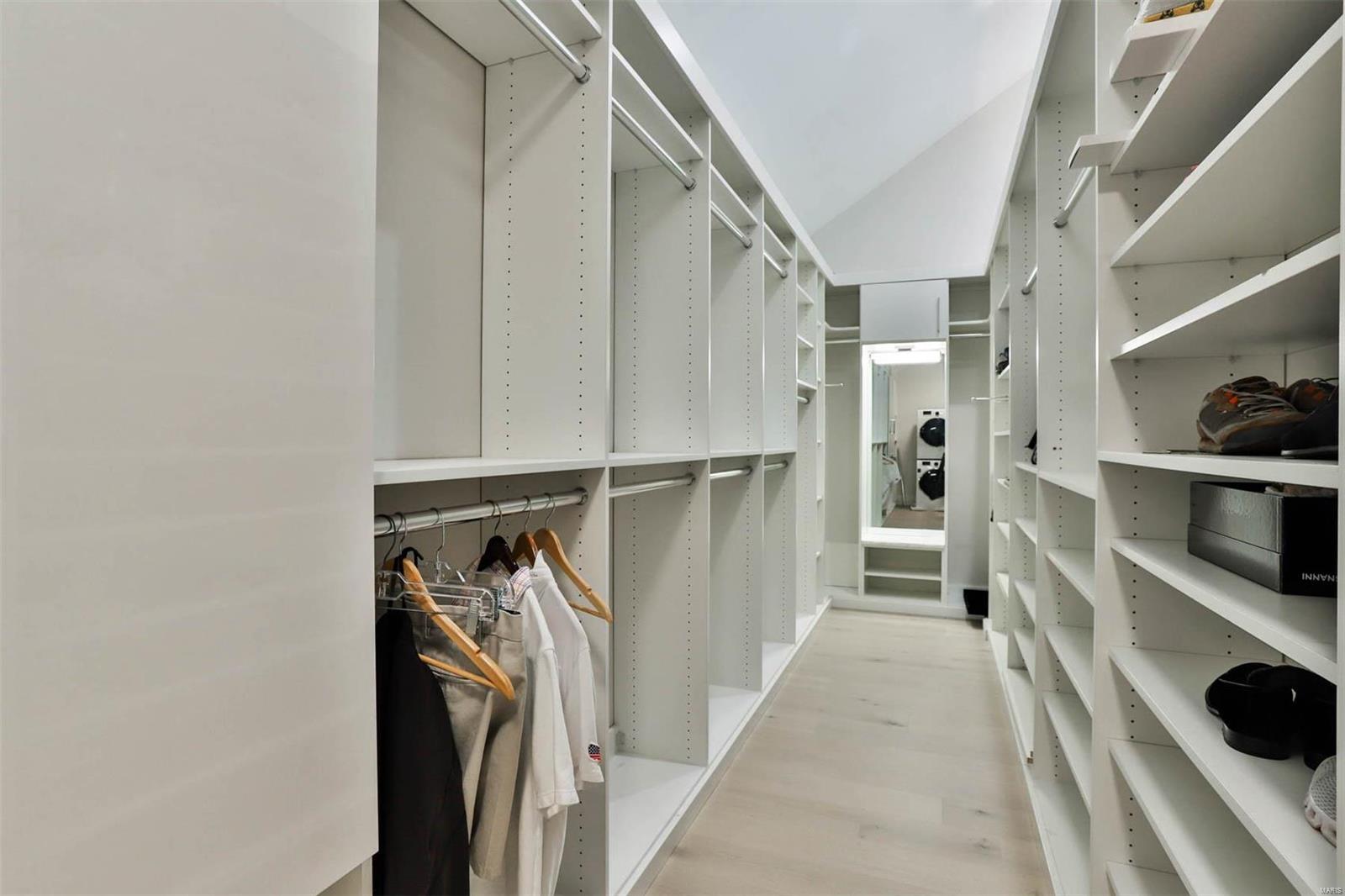 Ladue Lane - Residential