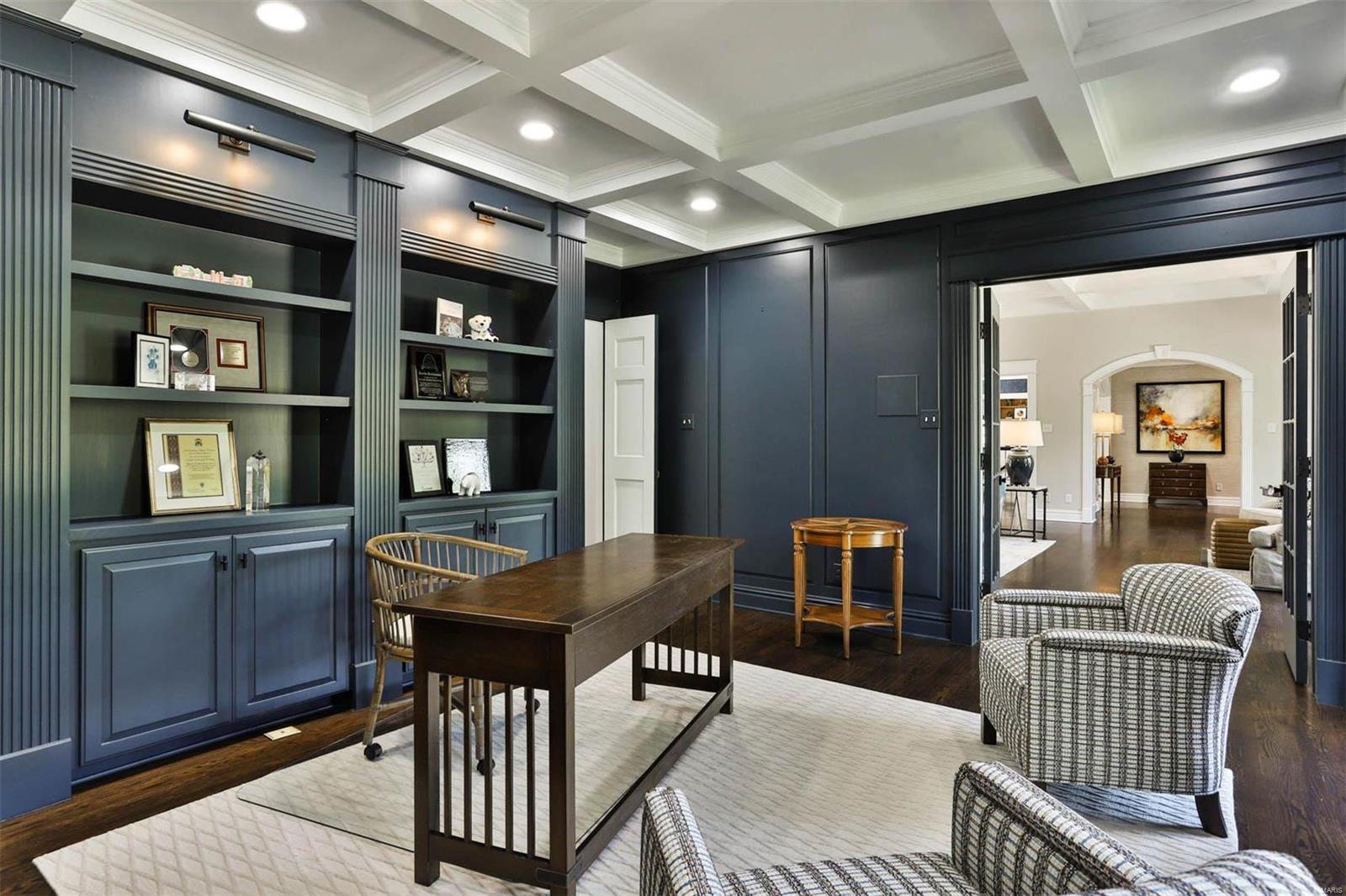 Ladue Lane - Residential