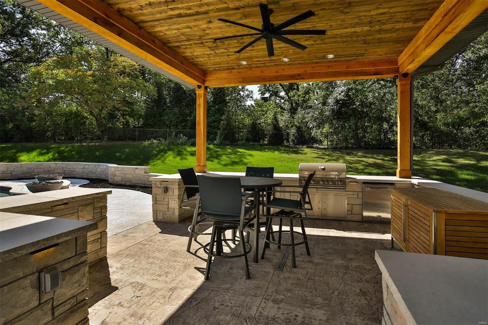 Ladue Lane - Residential