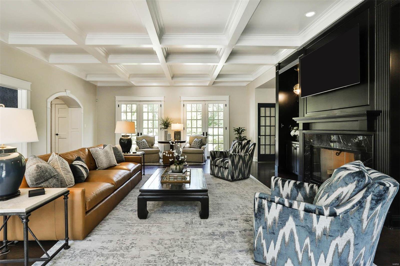 Ladue Lane - Residential