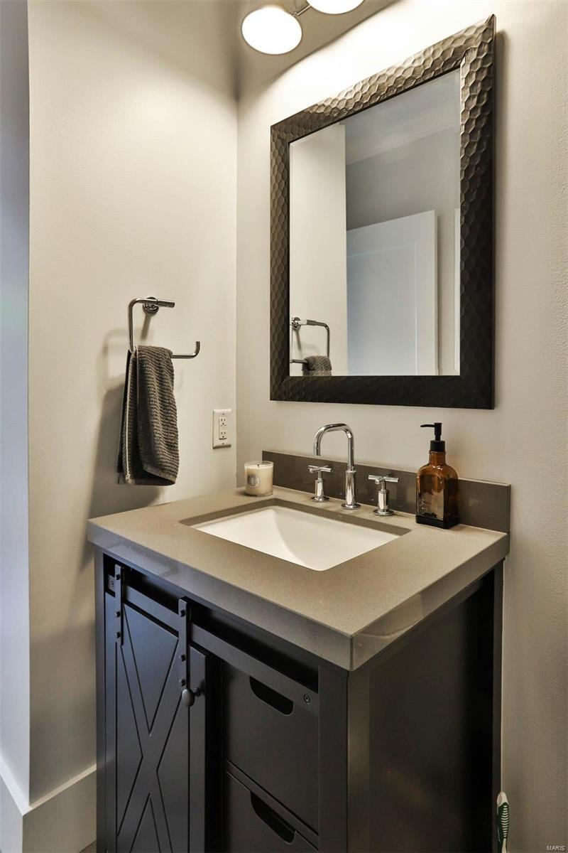 Ladue Lane - Residential