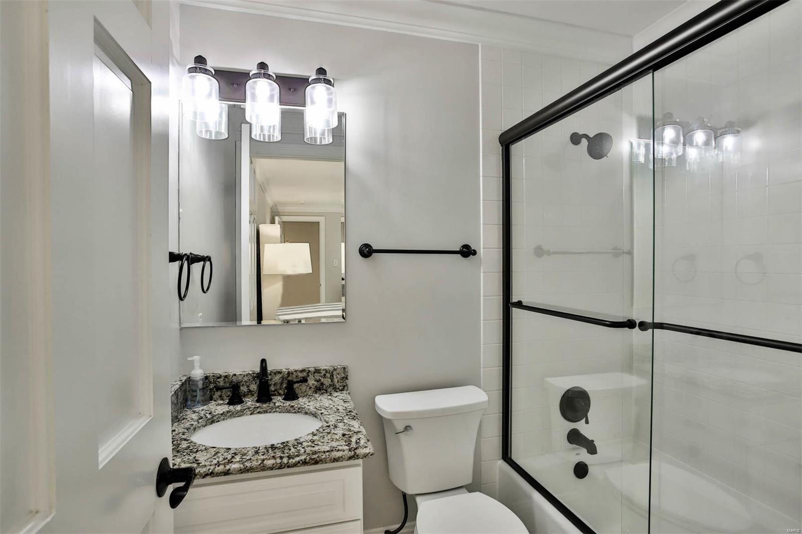 Ladue Lane - Residential