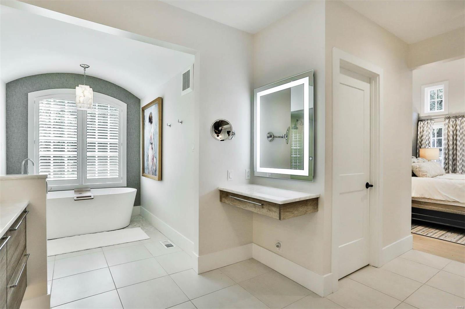 Ladue Lane - Residential