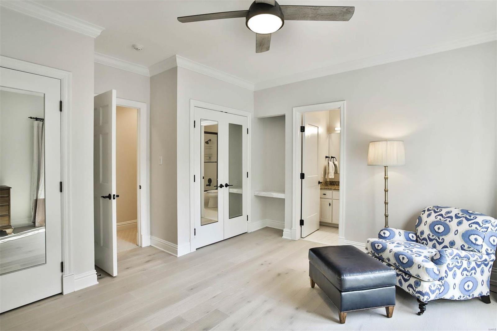 Ladue Lane - Residential