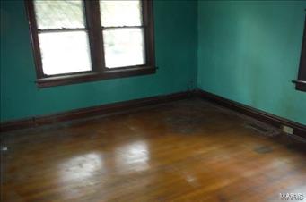 Laughlins Add To Sycamore Hills Re - Residential