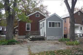 Laughlins Add To Sycamore Hills Re - Residential