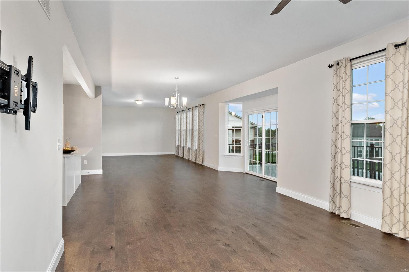 Brookfield Crossing - Residential