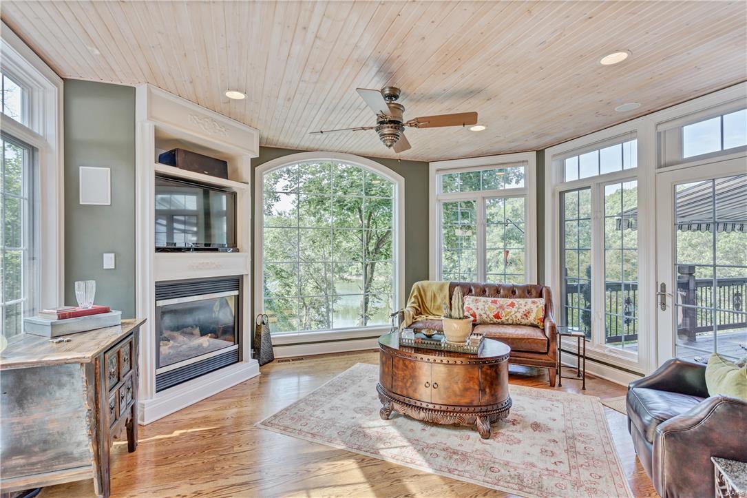 Chesterfield Lakes - Residential