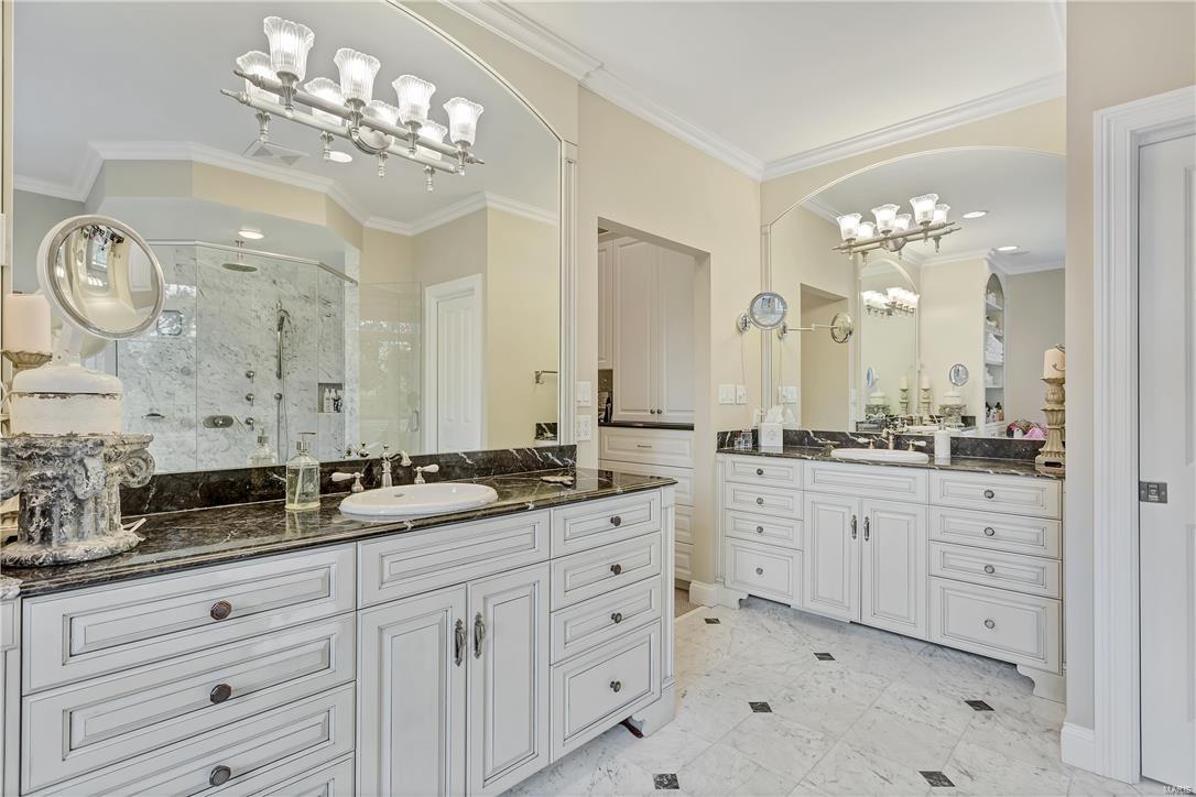 Chesterfield Lakes - Residential