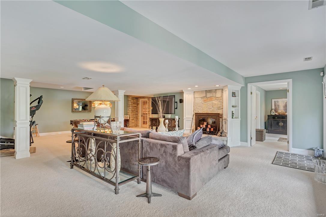 Chesterfield Lakes - Residential