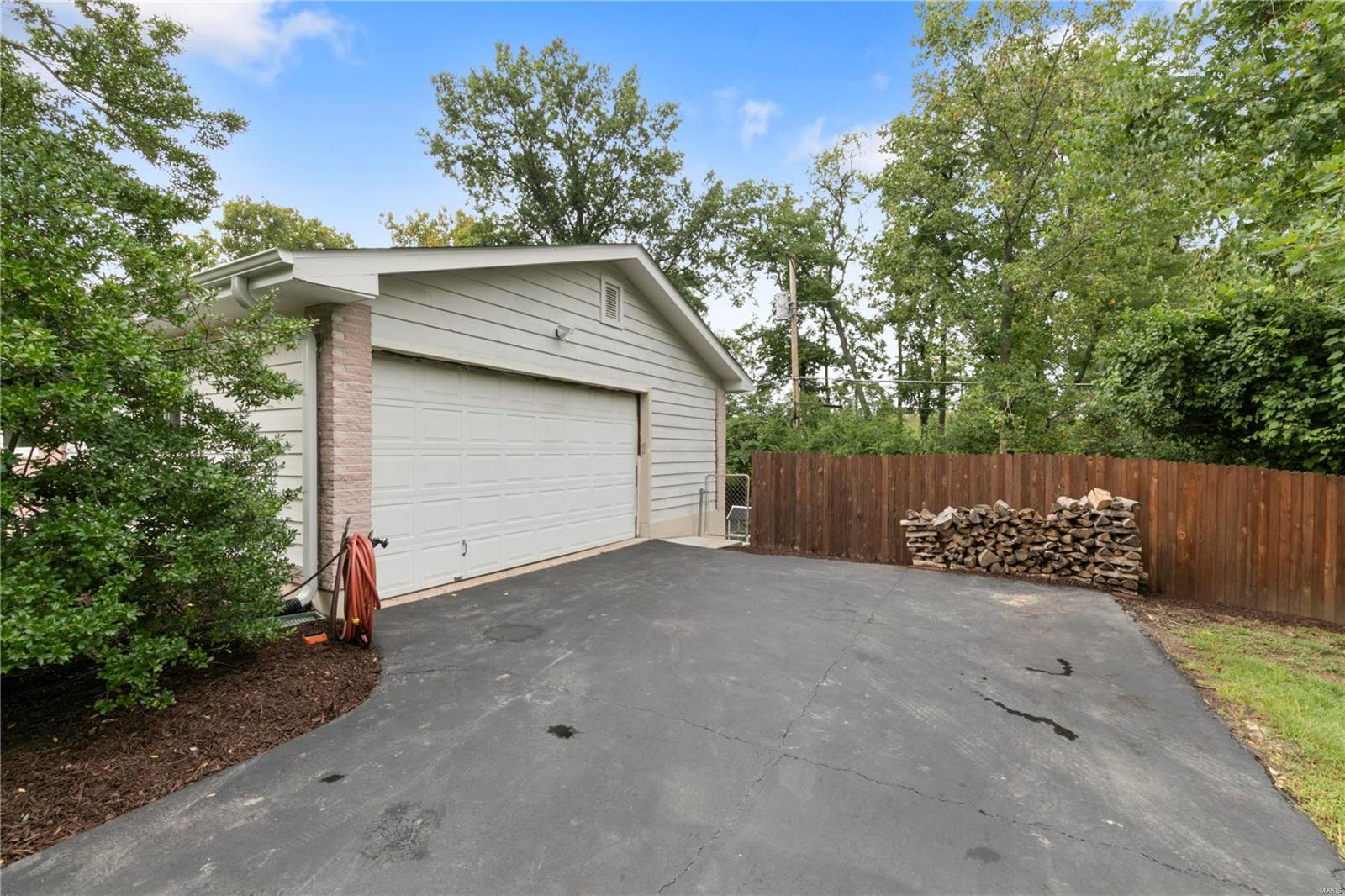 Warson Square - Residential