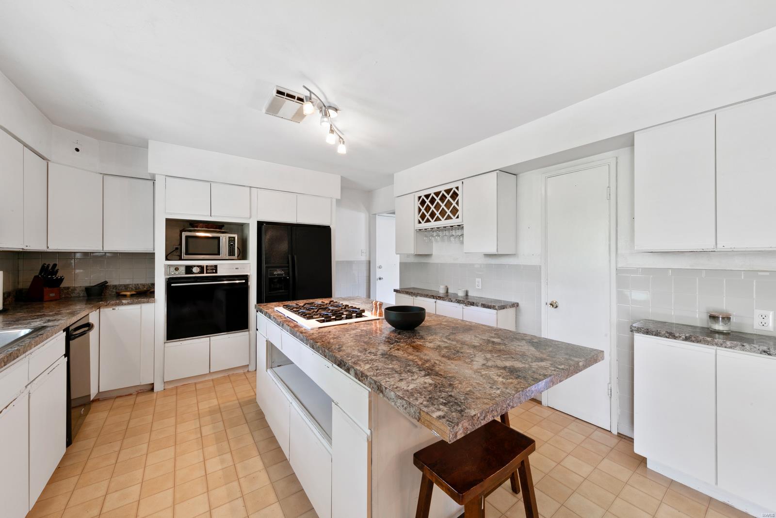 Warson Square - Residential