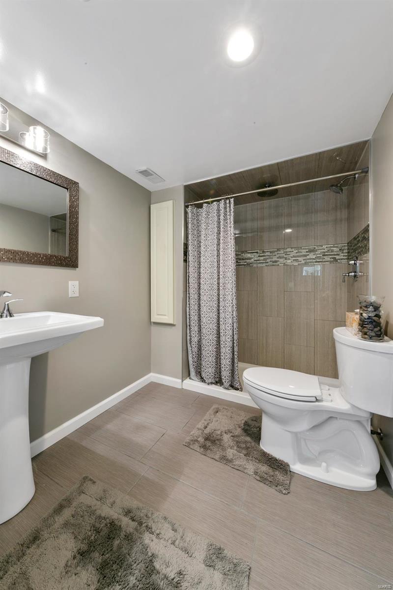 Warson Square - Residential