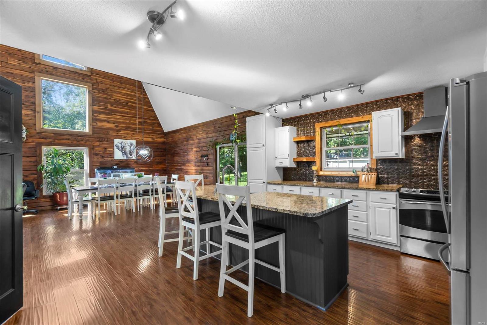 North Hills Estate - Residential