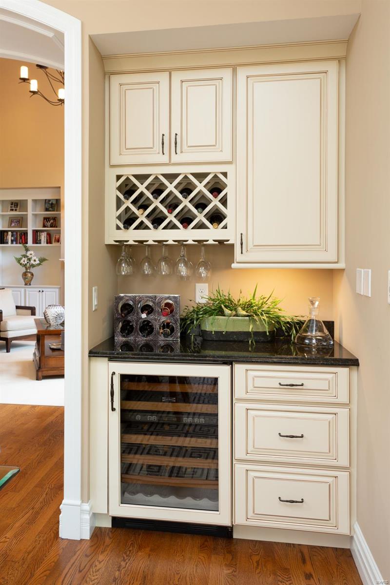 Villas At Meadowbrook - Residential