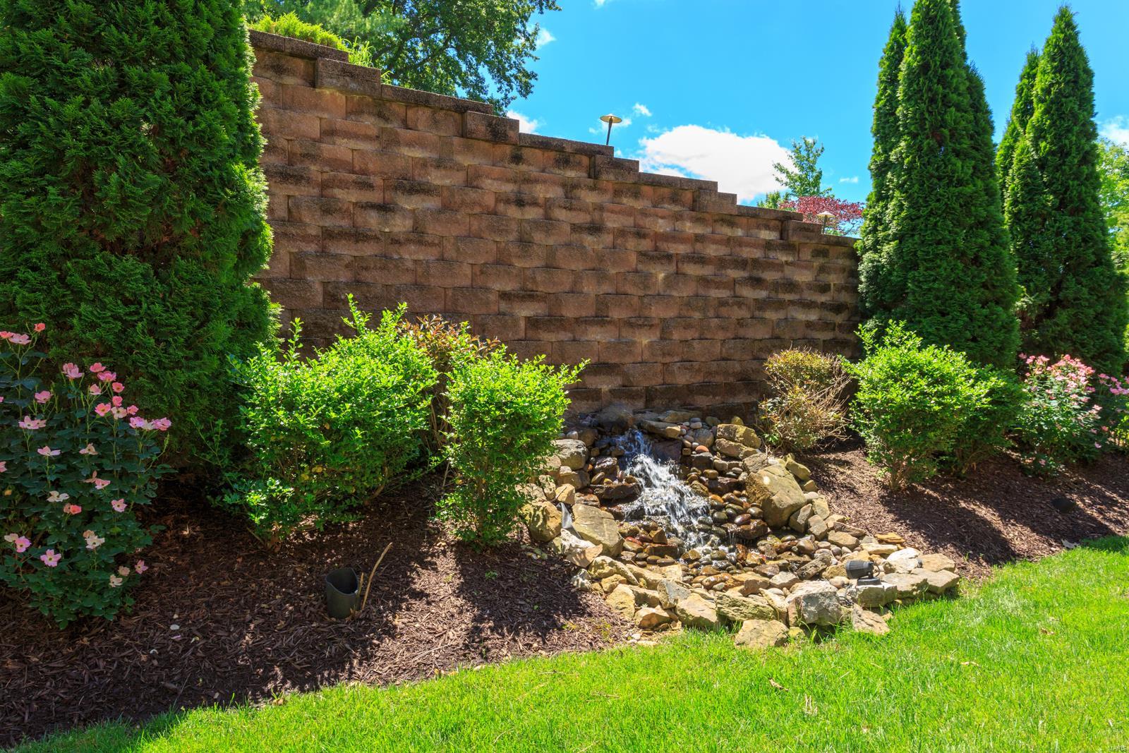 Villas At Meadowbrook - Residential