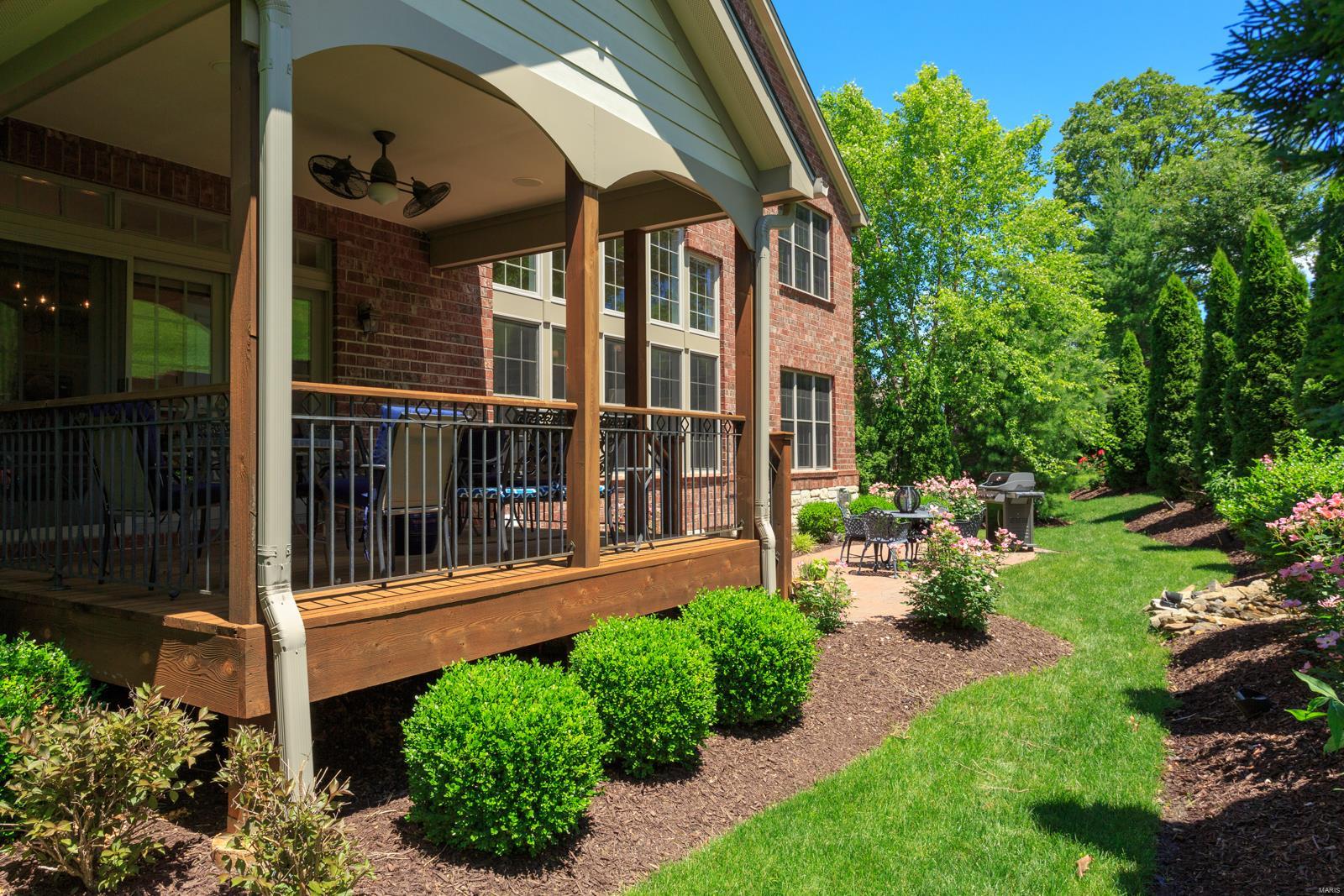 Villas At Meadowbrook - Residential