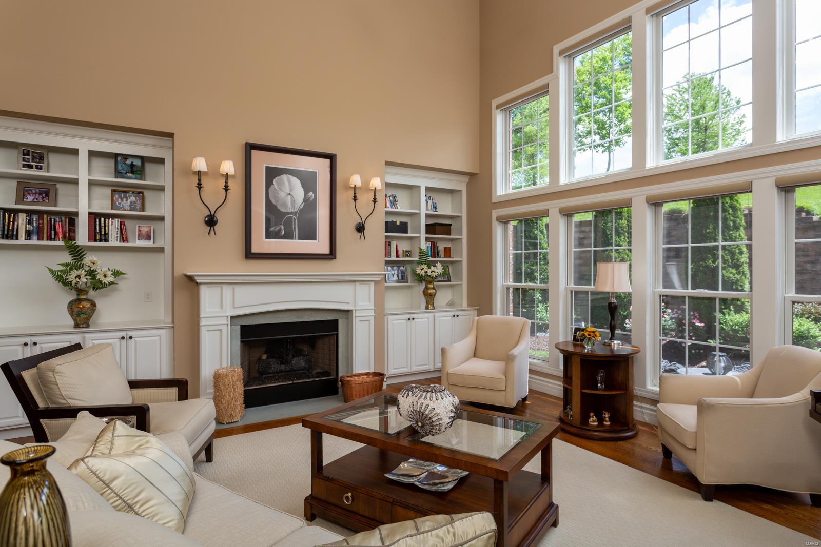 Villas At Meadowbrook - Residential