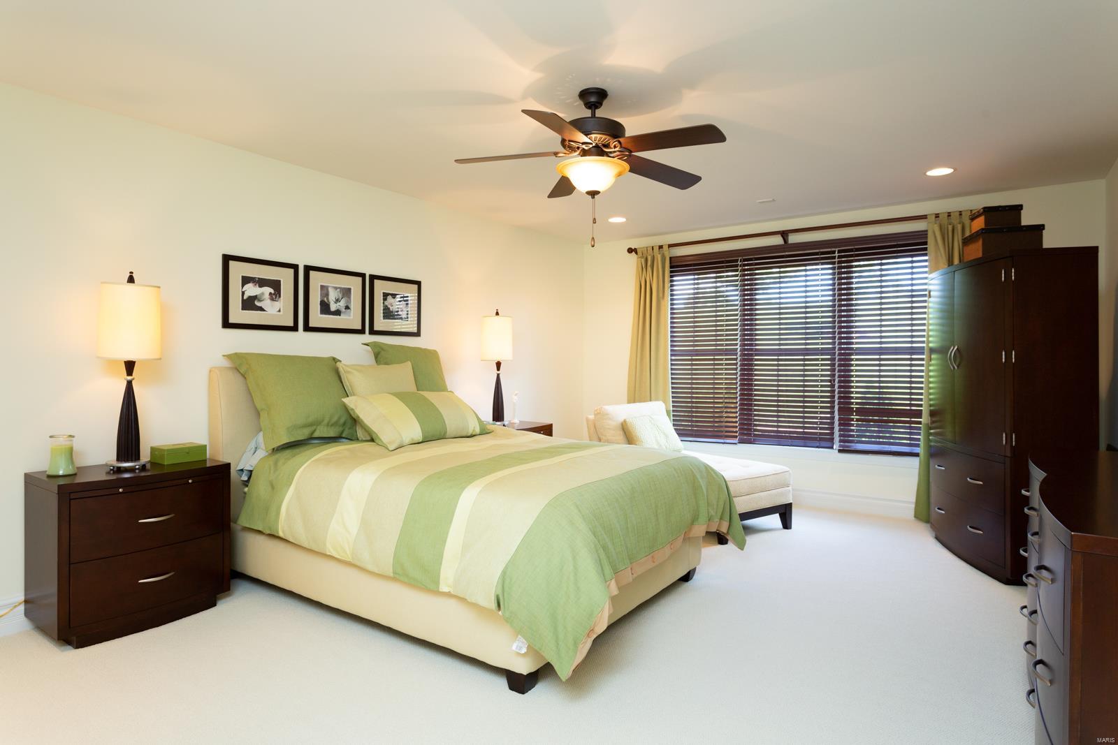 Villas At Meadowbrook - Residential