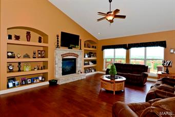 Tapawingo On The Green - Residential