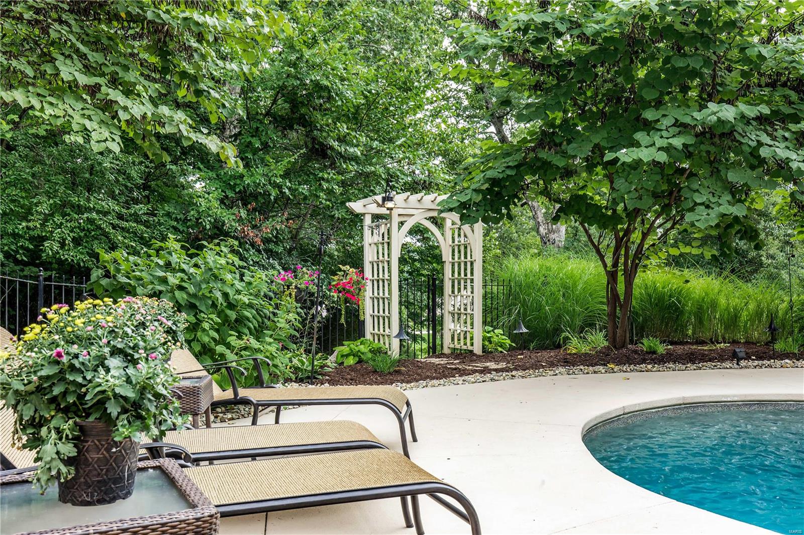 McKenna Pacland Lake - Residential