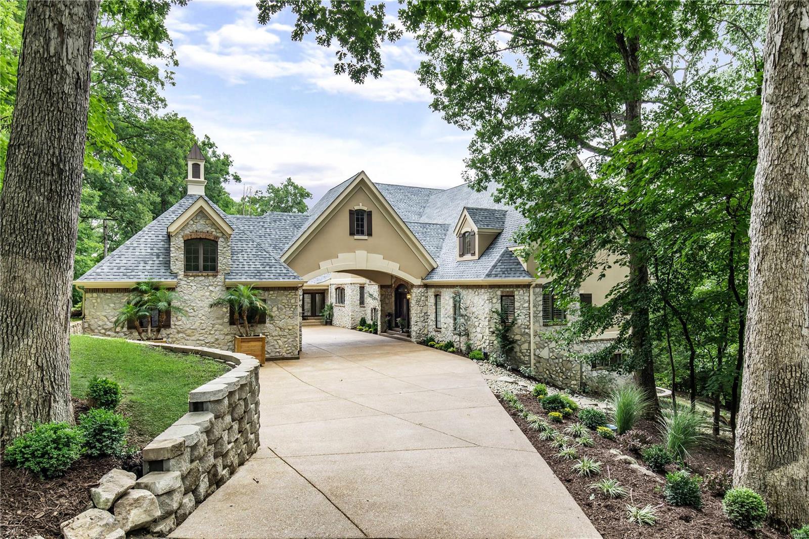 McKenna Pacland Lake - Residential