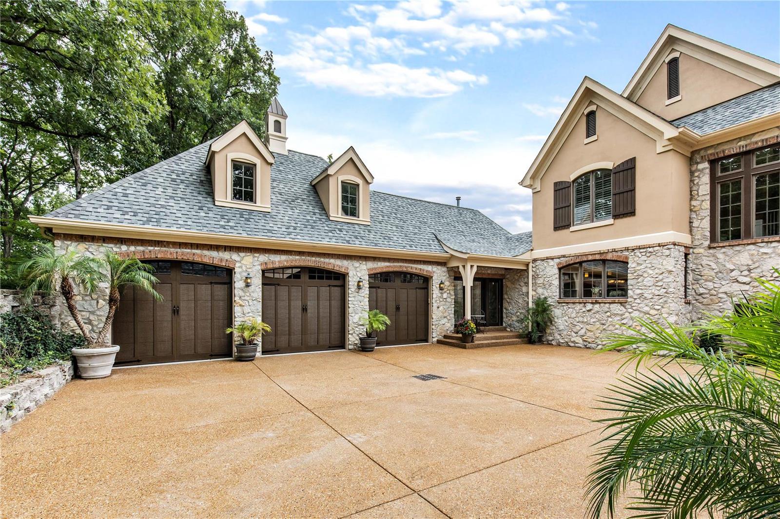 McKenna Pacland Lake - Residential