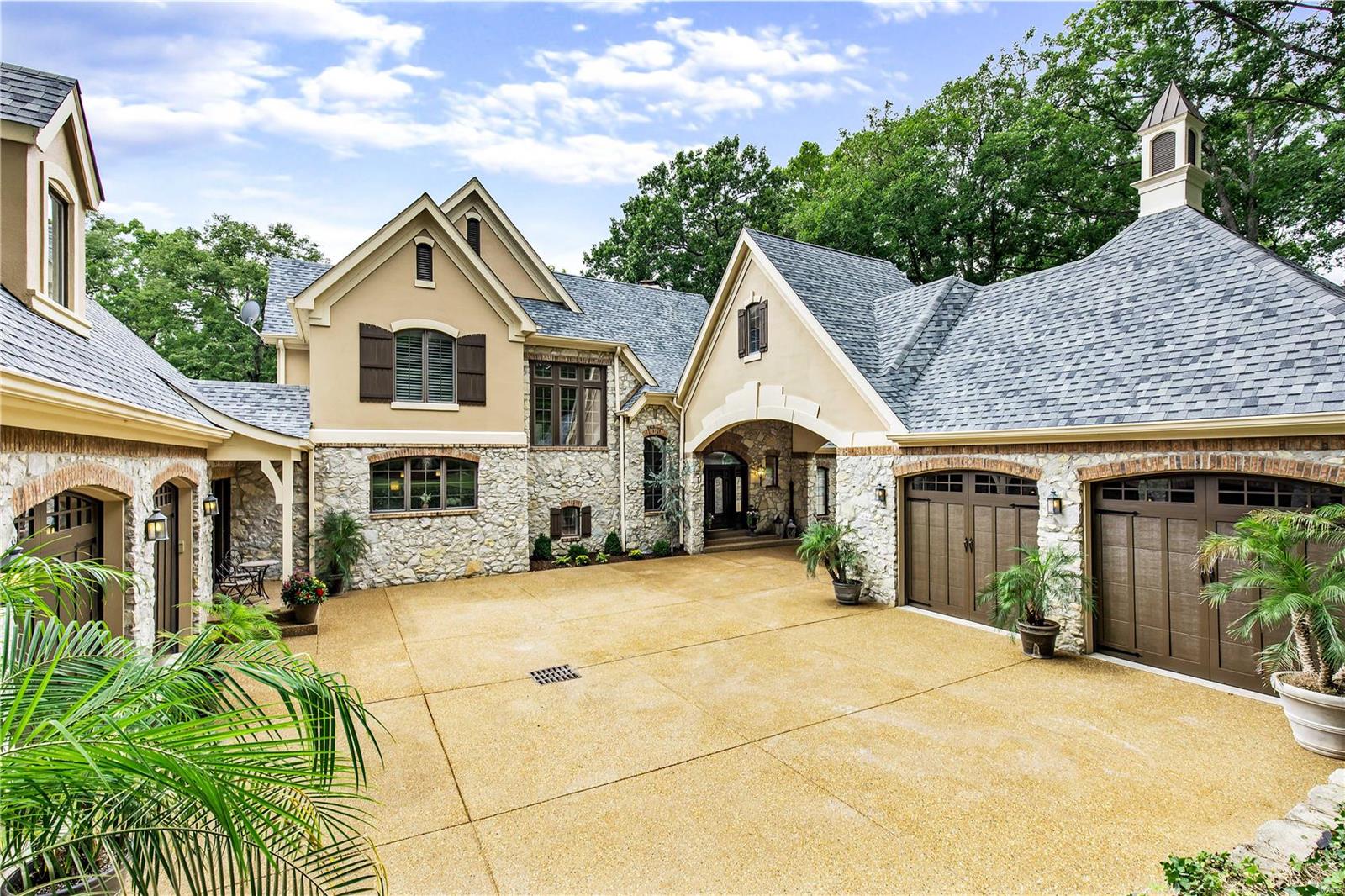 McKenna Pacland Lake - Residential