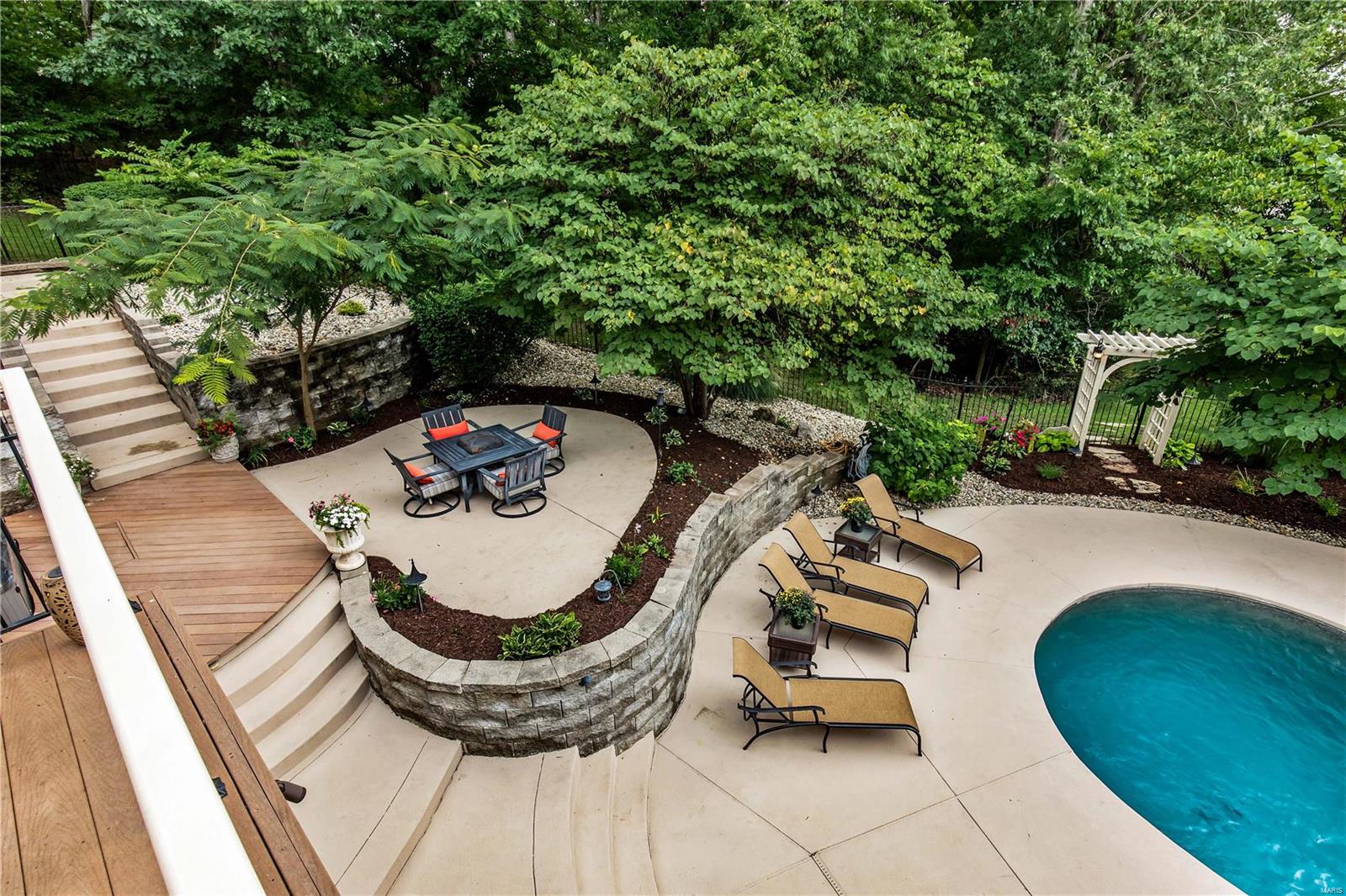 McKenna Pacland Lake - Residential