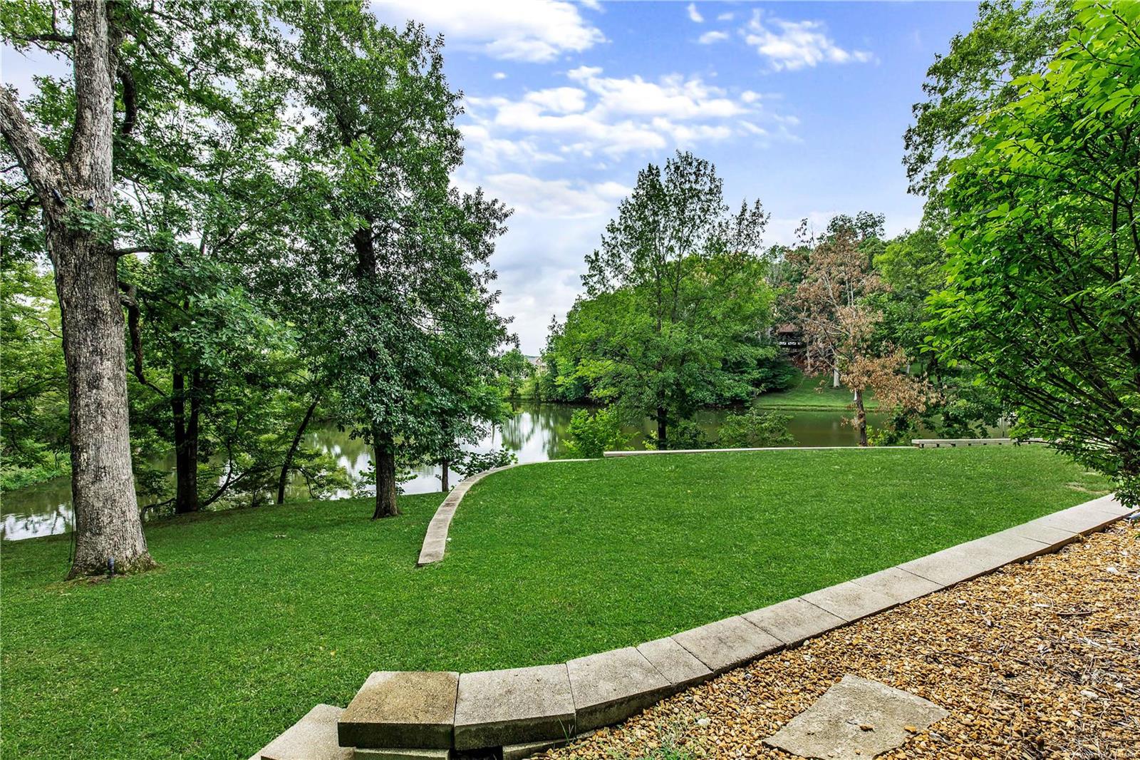 McKenna Pacland Lake - Residential