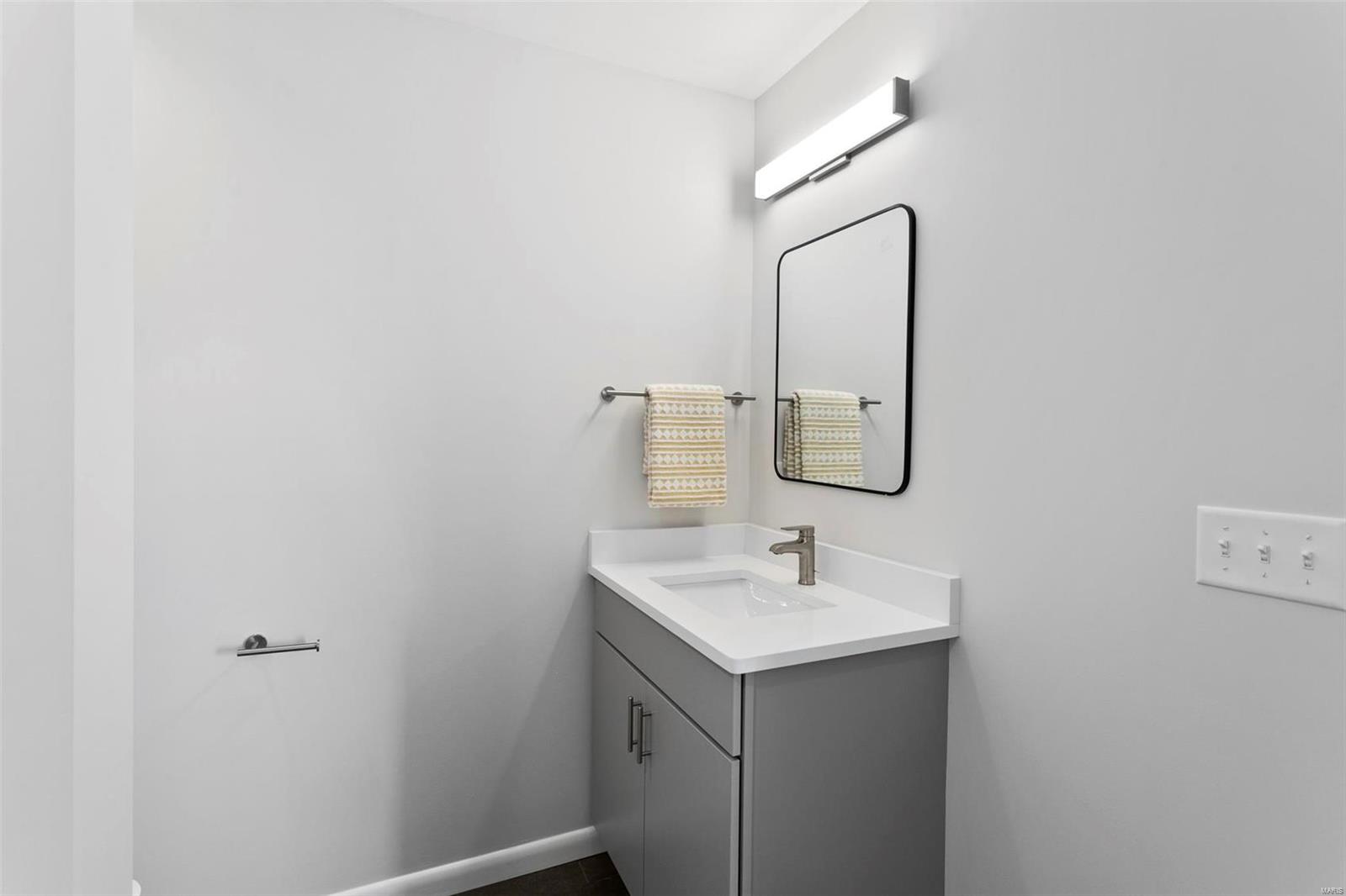 Santino Court - Residential